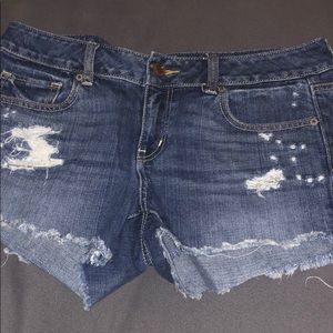 Midi shorts with rips, medium wash